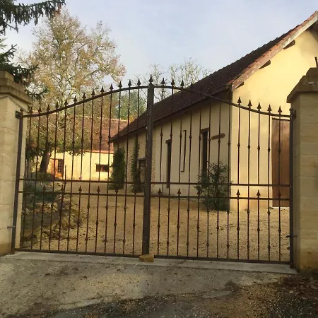 Holiday home Les Coutelous Pezuls